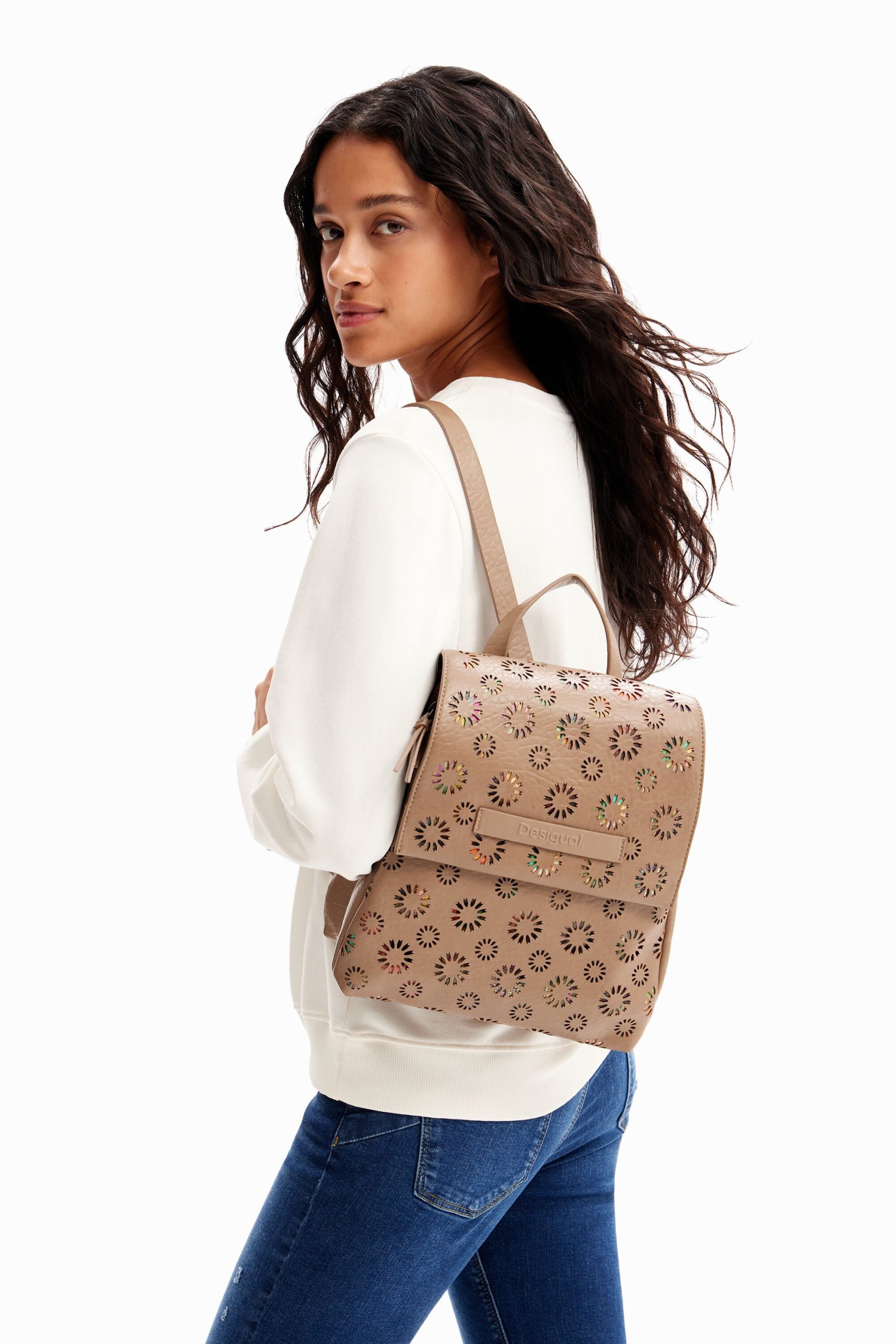 desigual-rucksack-975snd-1.jpg